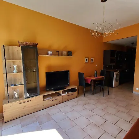 Le Vent Dans Les Voiles - Appartement Classe 4 Etoiles Meze Exterior photo